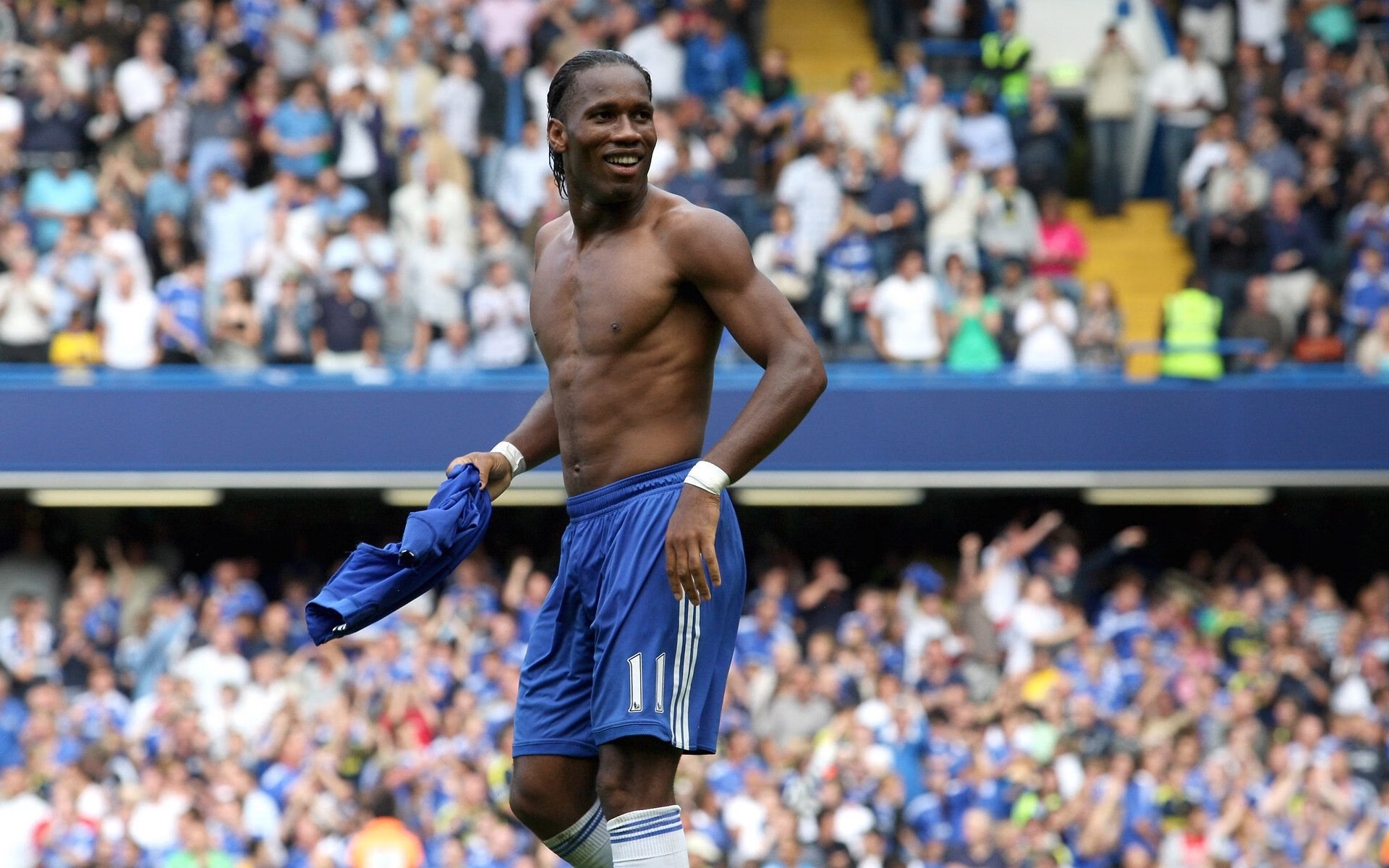 开云体育平台-破荒之夜，红魔歌声响彻工体，当国安打破进球荒，曼联球迷为何集体高唱？国安破荒之夜，工体曼联球迷为何高唱红魔之歌？